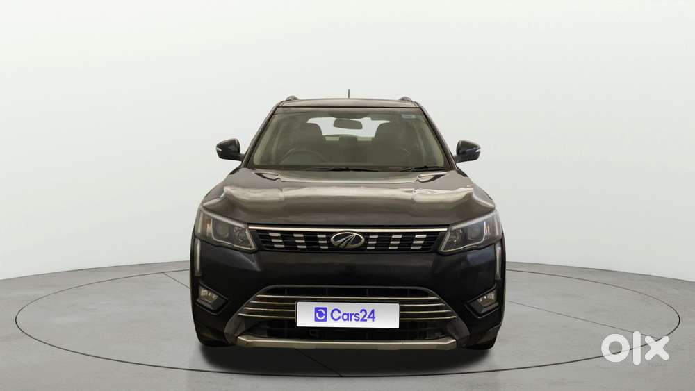 Mahindra Xuv300 W8, 2021, Petrol