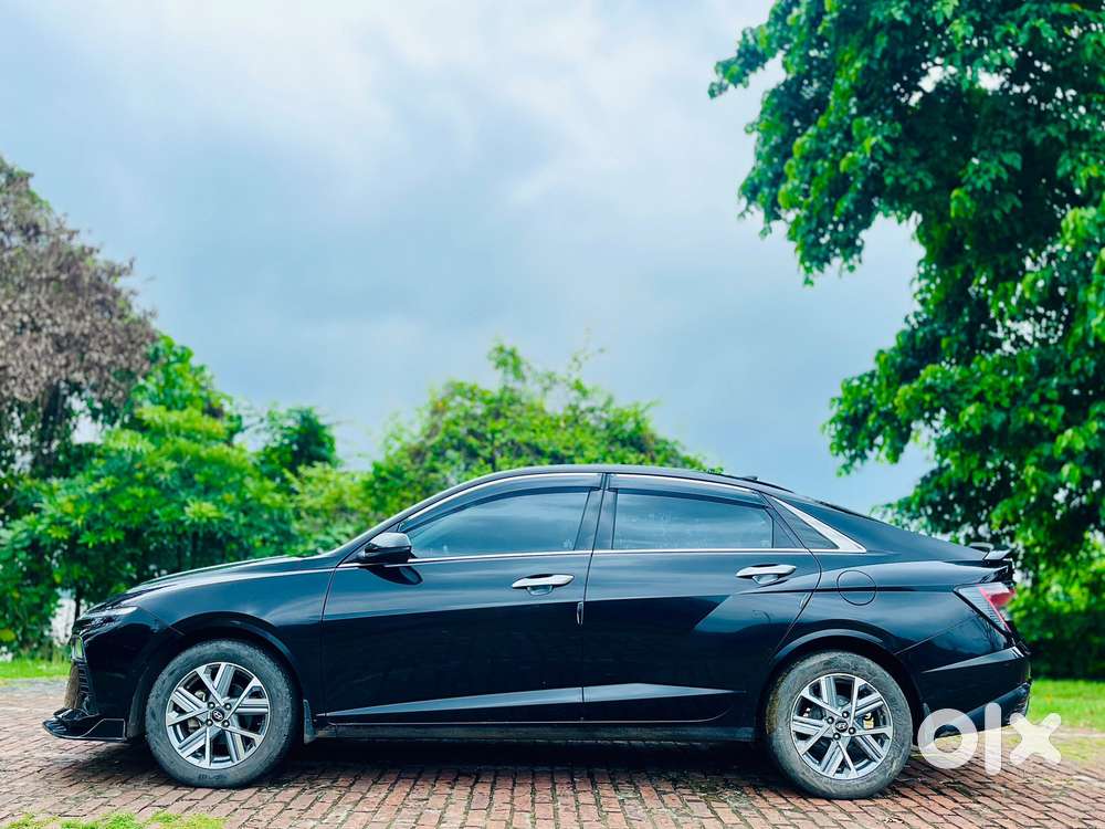 Hyundai Verna 1.5 Sx Petrol Mt, 2025, Petrol