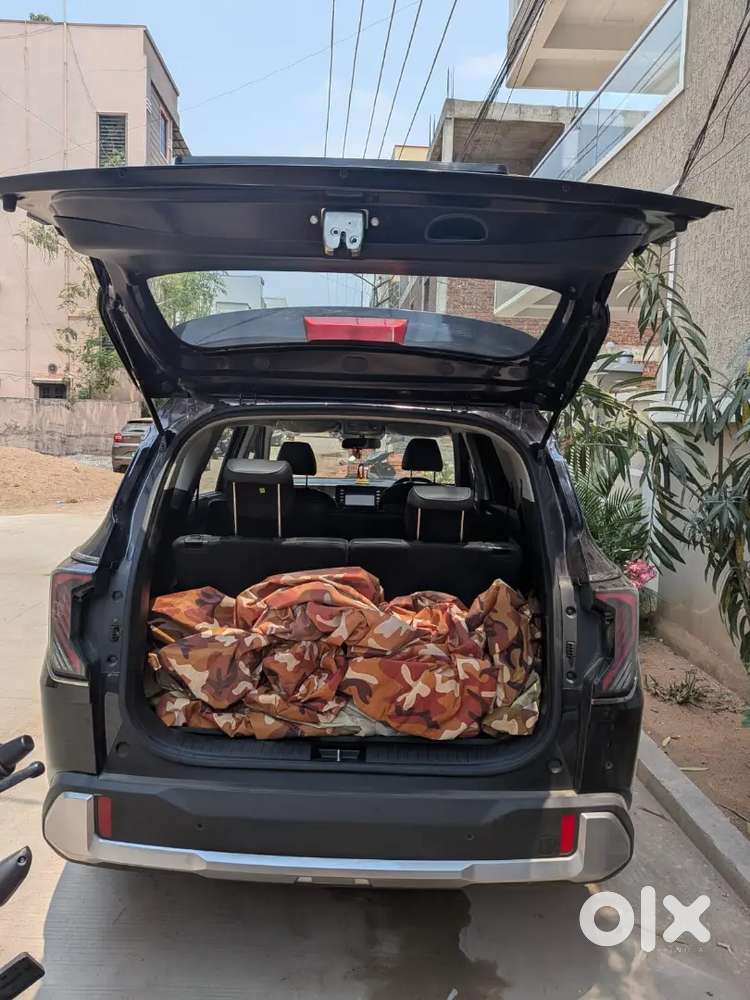 Kia Carens Clavis 2025 Petrol 11000 Km Driven