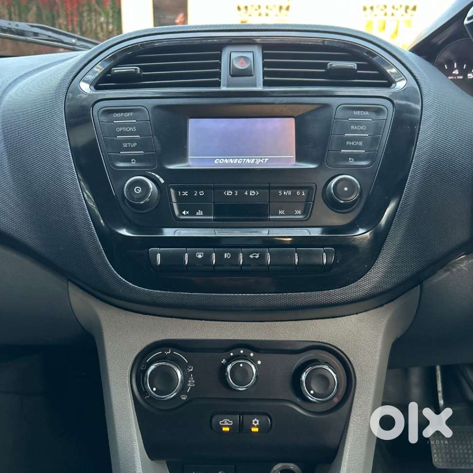 Tata Tigor Xza, 2019, Petrol