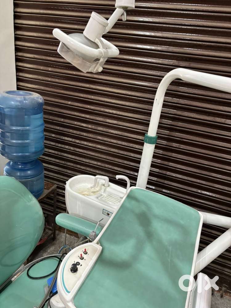 Dental chair