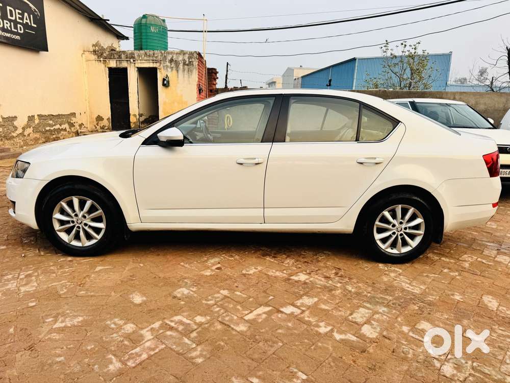 Skoda Octavia 2013-2017 Style Plus 2.0 Tdi At, 2016, Diesel