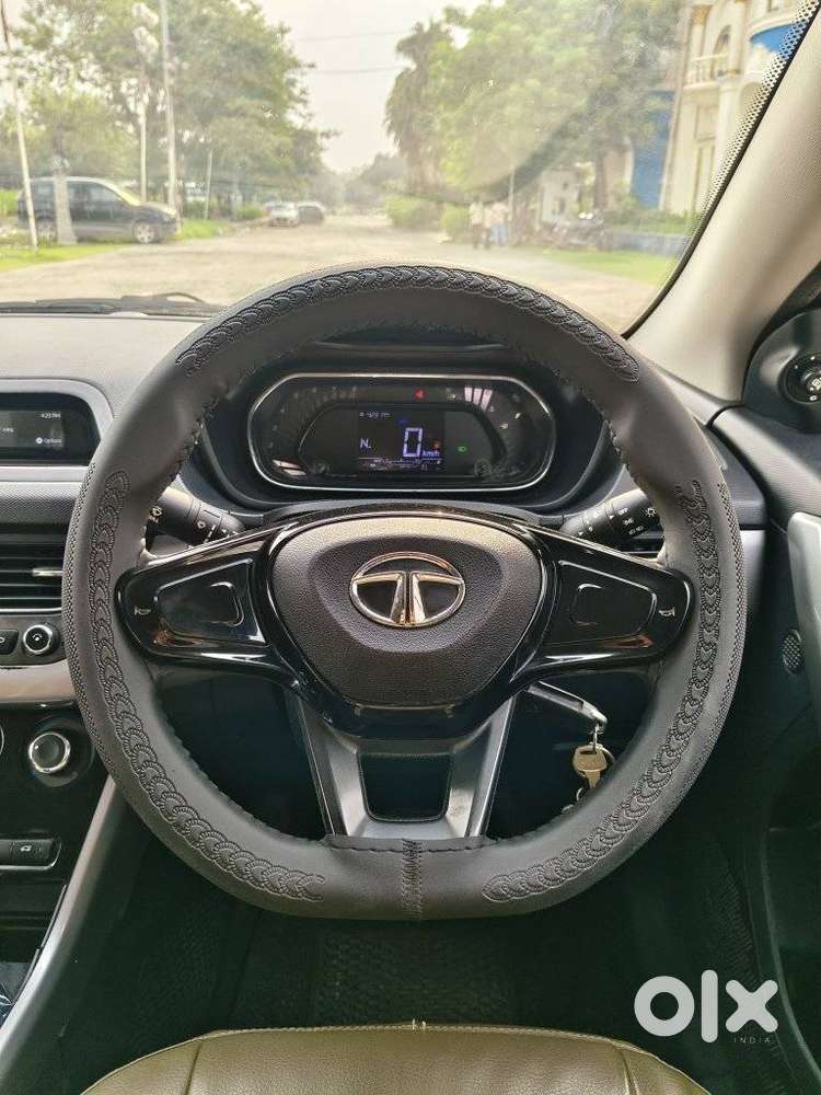 Tata Nexon 1.2 Revotron Xma Amt, 2020, Petrol