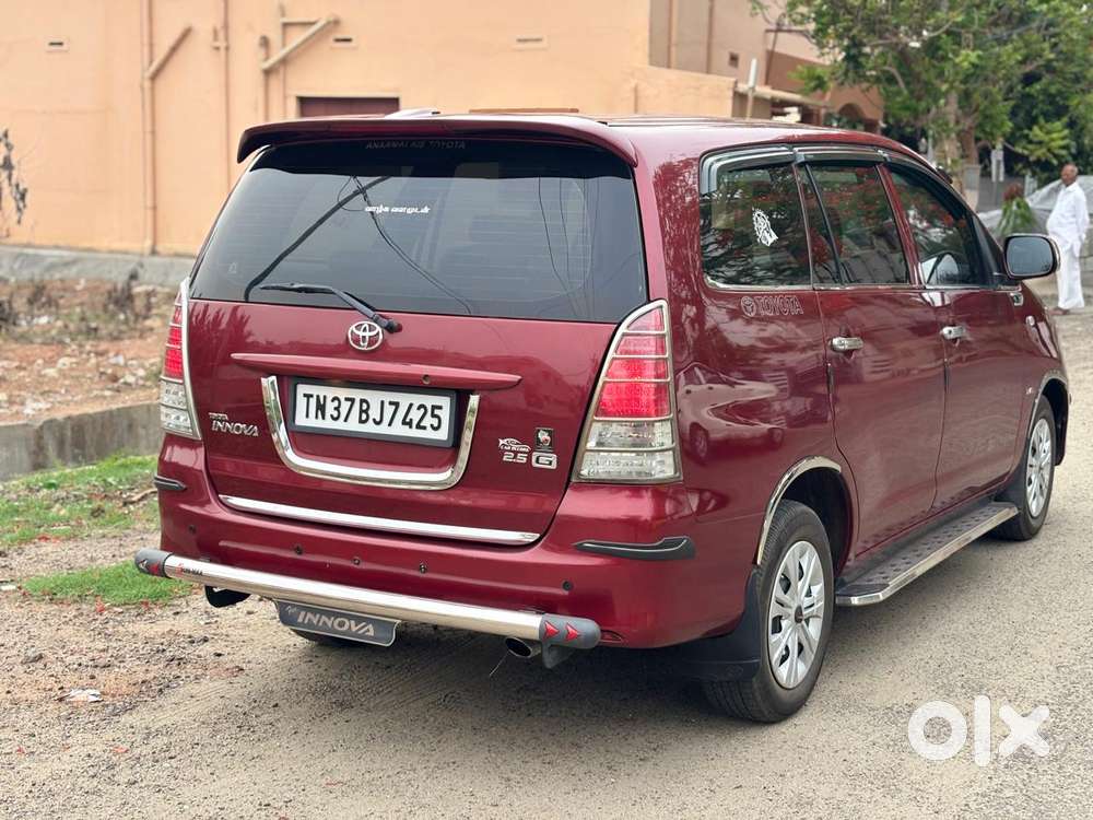 Toyota Innova 2.5 G (diesel) 8 Seater, 2010, Diesel