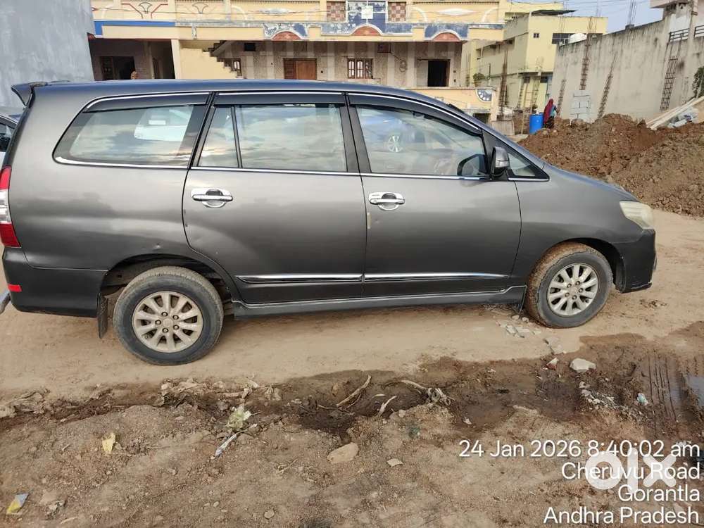 Toyota Innova 2014 Diesel 285000 Km Driven