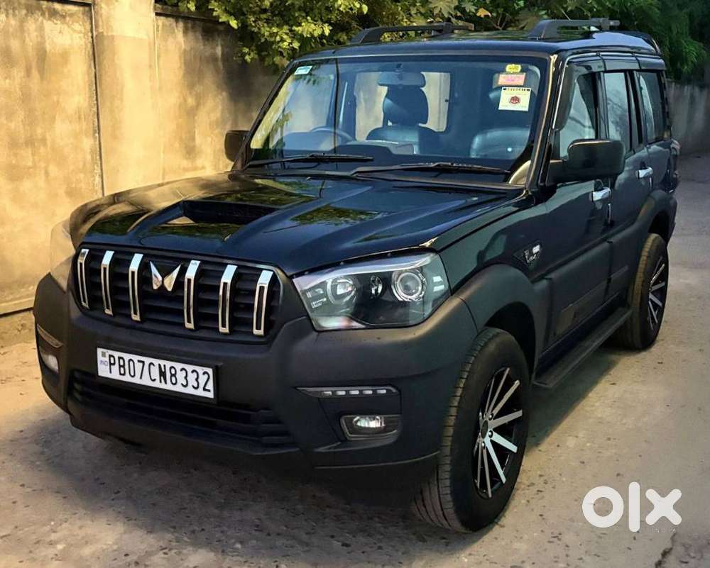 Mahindra Scorpio Classic, 2026, Diesel
