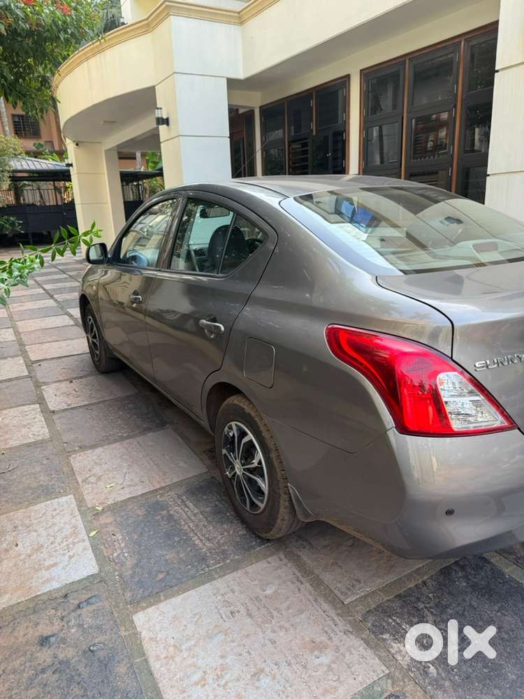 Nissan Sunny Diesel 2014