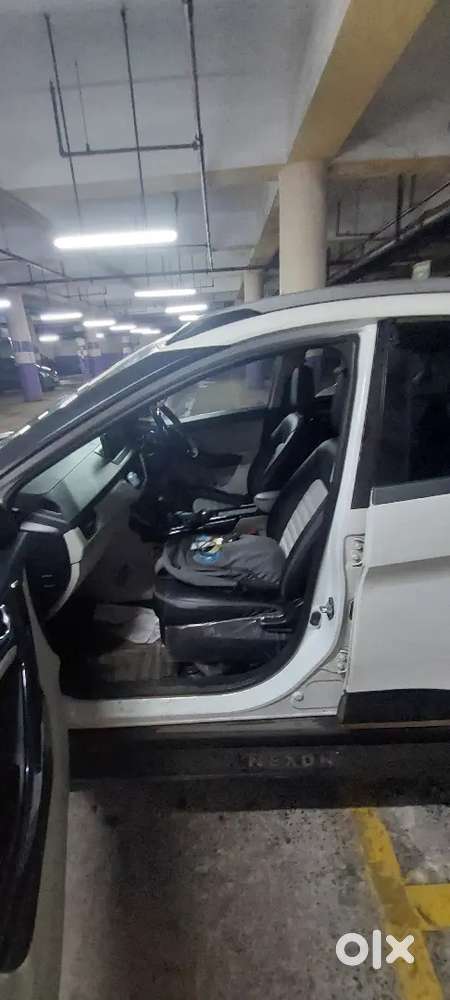 Tata Nexon Xz + (s) - 32k Driven