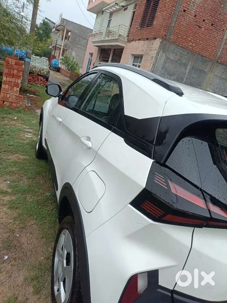 Tata Nexon Fearless Pr 2026 Km Driven Diesel Manual