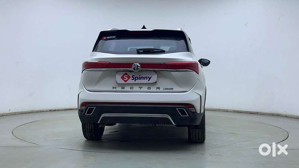 Mg Hector Plus Sharp Pro 2.0 Turbo Diesel 7 Str Dual Tone, 2023, Die..