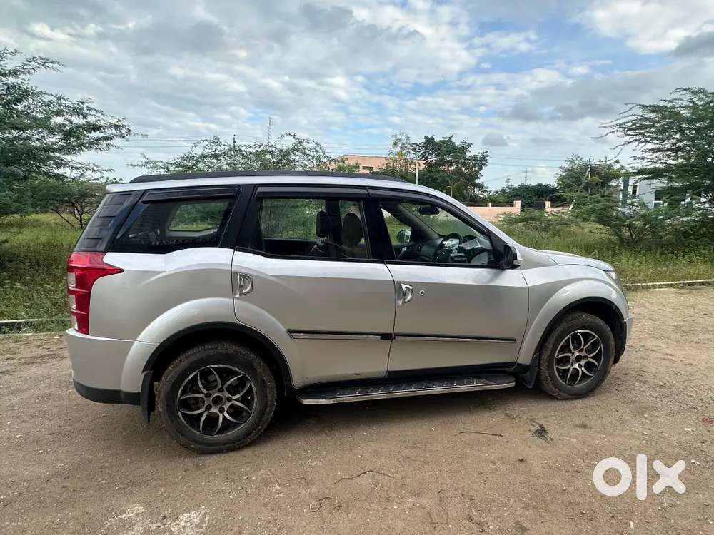Mahindra Xuv500 2015 Diesel Well Maintained