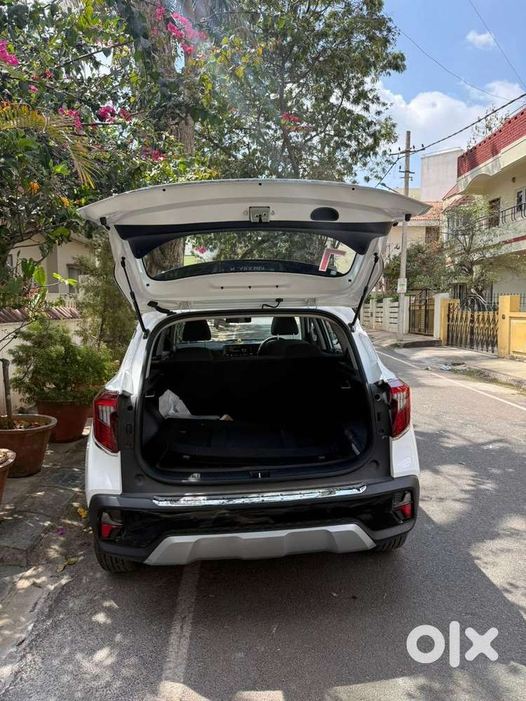 Kia Seltos Htk Plus (o) Ivt 1.5 Petrol-like New  8 Months Old