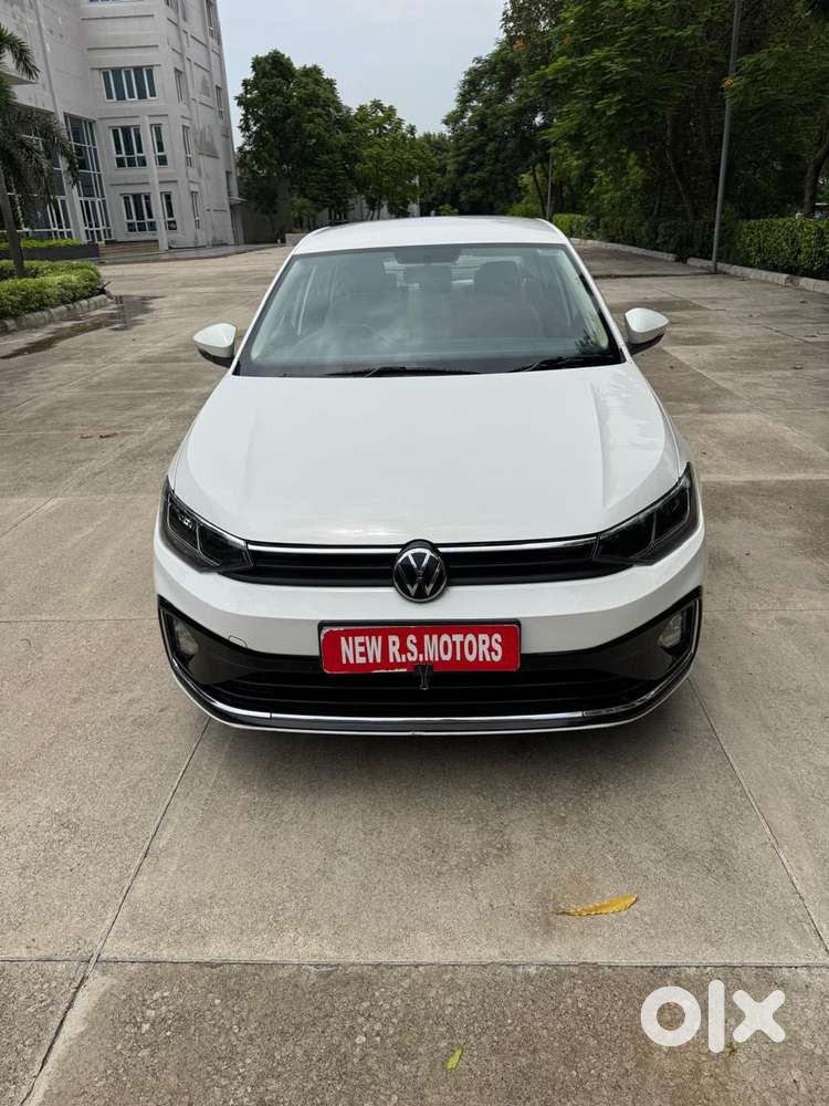 Volkswagen Virtus Highline Plus 1.0 Tsi At, 2024, Petrol