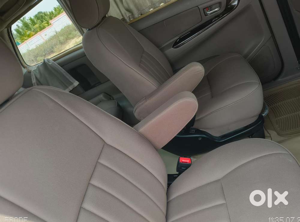 Toyota Innova 2.5 V 7 Str, 2015, Diesel