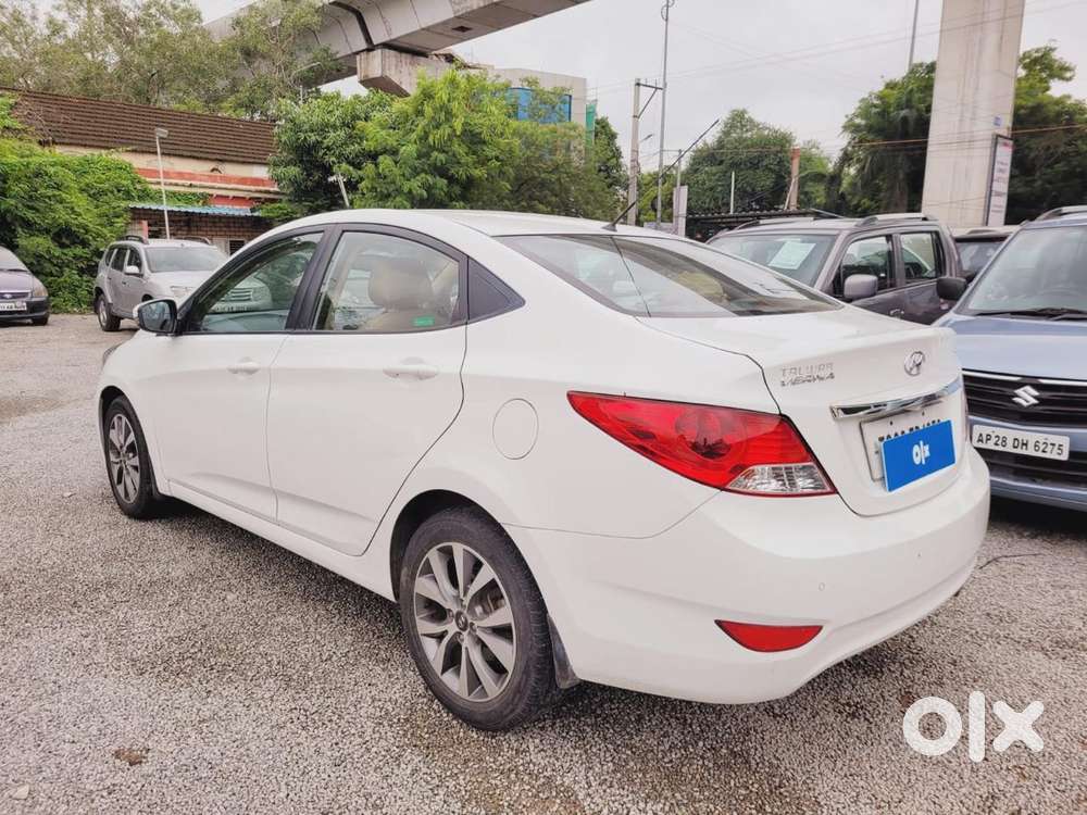 Hyundai Fluidic Verna 1.6 Vtvt Sx, 2014, Petrol