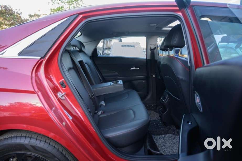 Hyundai Verna 1.5 Sx (o) Turbo Petrol Dct Dual Tone, 2023, Petrol