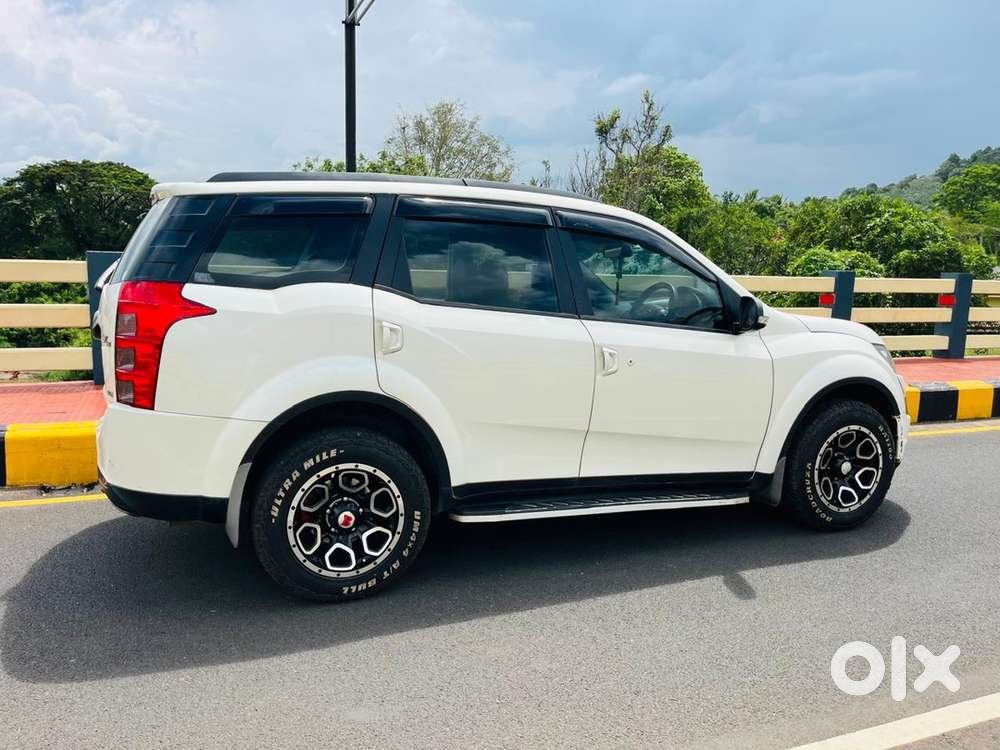Mahindra Xuv500 2016 Diesel (nri Used Clean Piece)
