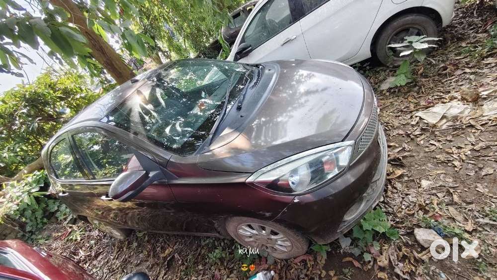 Tata Tiago 1.2 Revotron Xz (o), 2017, Petrol