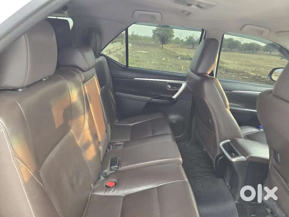 Toyota Fortuner 2018 Diesel 267000 Km Driven