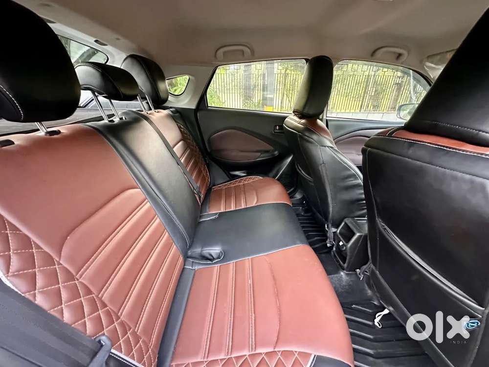 Maruti Suzuki Fronx Delta Plus 1.2l Ags, 2024, Petrol