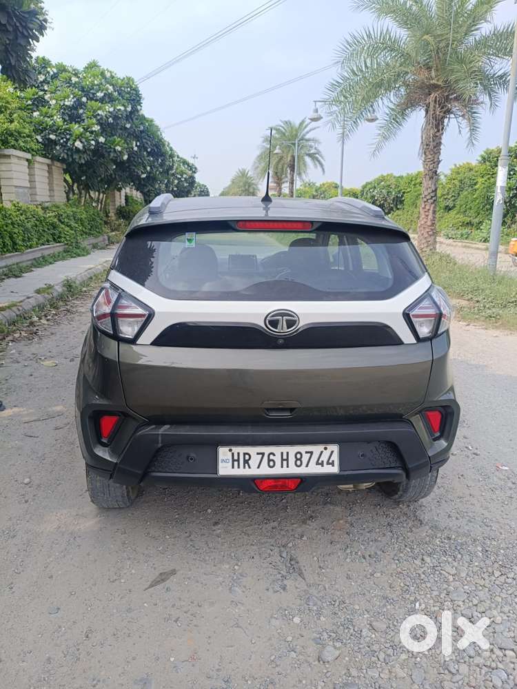 Tata Nexon 1.2 Revotron Xm Plus (s), 2023, Petrol