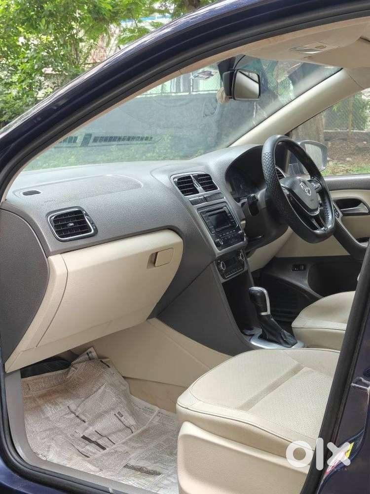 Volkswagen Vento 1.2 Tsi Highline Plus At, 2014, Petrol