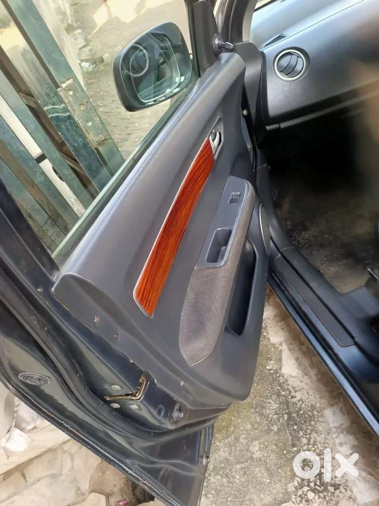 Maruti Suzuki Swift 2011