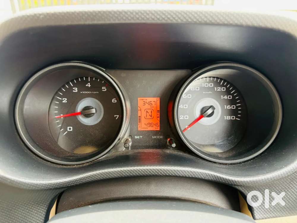 Mahindra Tuv 300 T6 Plus, 2016, Diesel