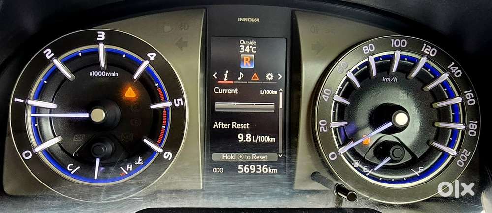 Toyota Innova Crysta 2.8 Zx At, 2022, Diesel