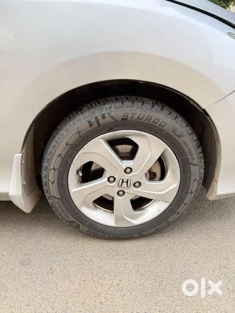 Top Model With 100% All Functions Workcity 2015 Diesel Well Maintained