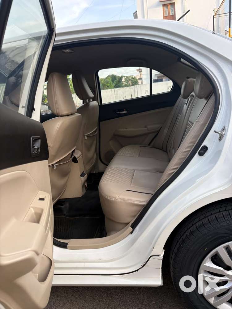 Maruti Suzuki Swift Dzire, 2022, Petrol