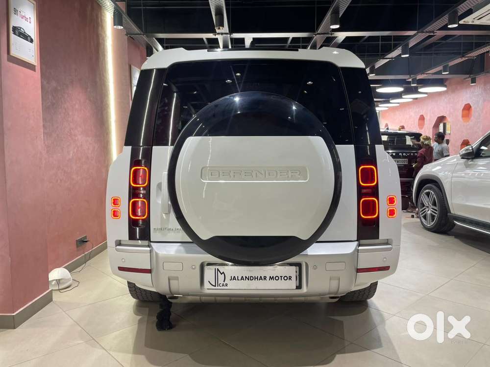 Land Rover Defender 3.0 L 130 X, 2023, Petrol