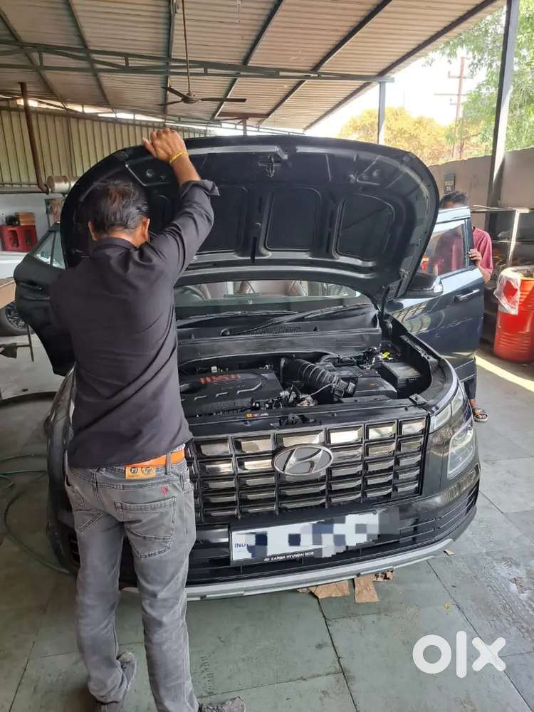 Like Showroom Condition Black Colour Luxury Car For Sale Single Hand.
