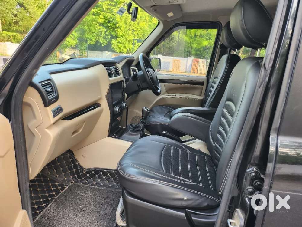 Mahindra Scorpio Classic, 2022, Diesel