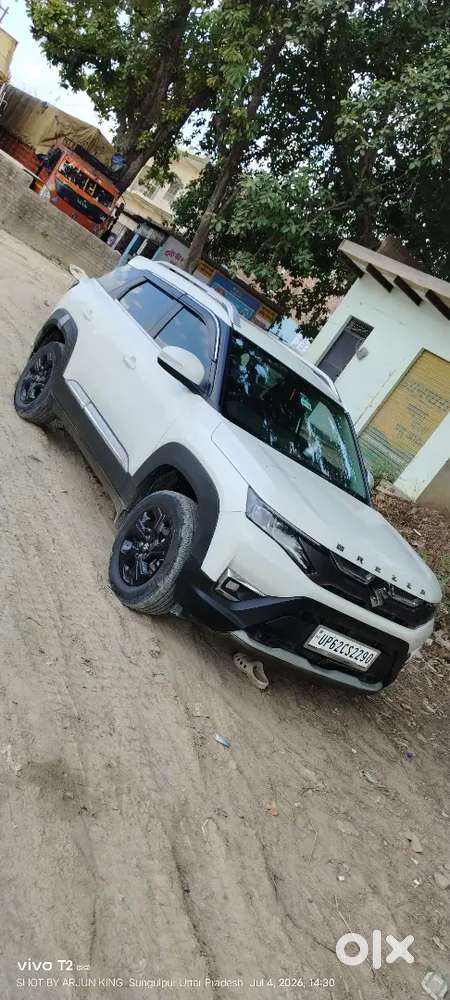 Maruti Suzuki Brezza 2023 Top Model Sunroof