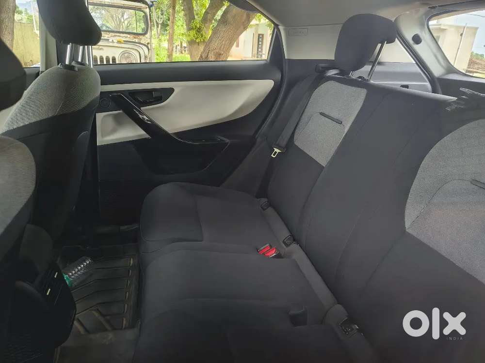 Tata Nexon Petrol 2025 Variant