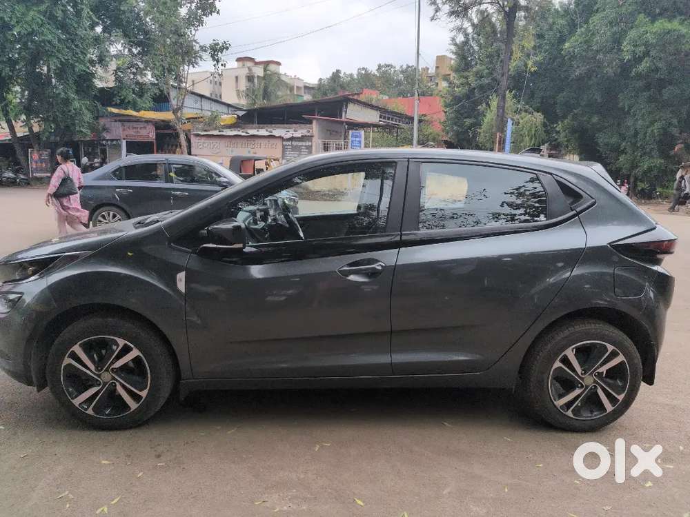 Tata Altroz Xza Dct Plus