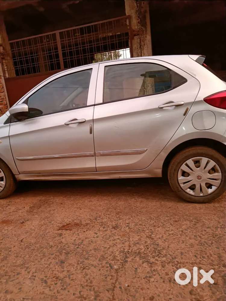 Car Bhot Acchi Condition Me He