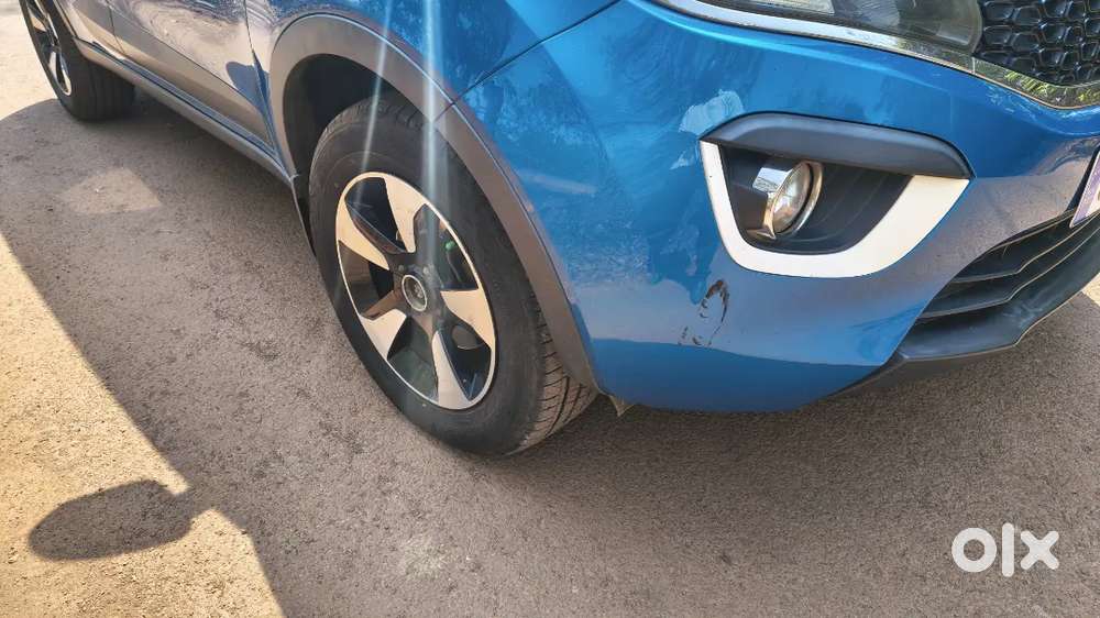 Tata Nexon Automatic Diesel With New Tyre