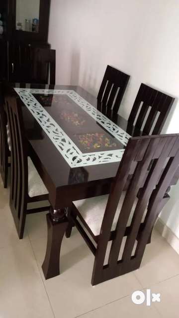 Olx delhi store dining table