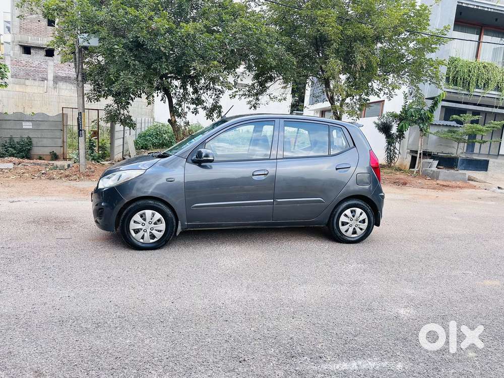 Hyundai I10 Sportz At, 2012, Petrol