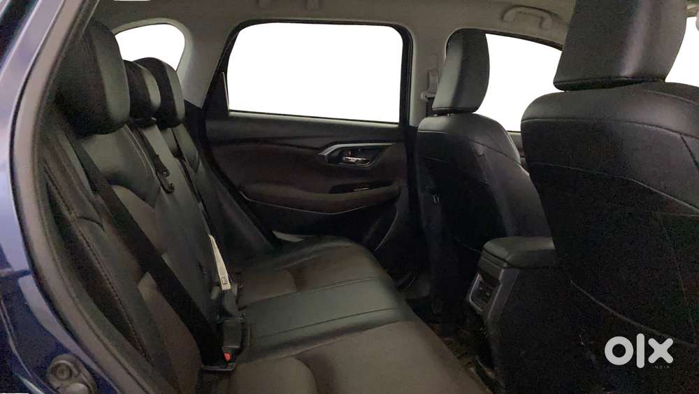 Maruti Suzuki Grand Vitara Alpha Smart Hybrid, 2023, Petrol