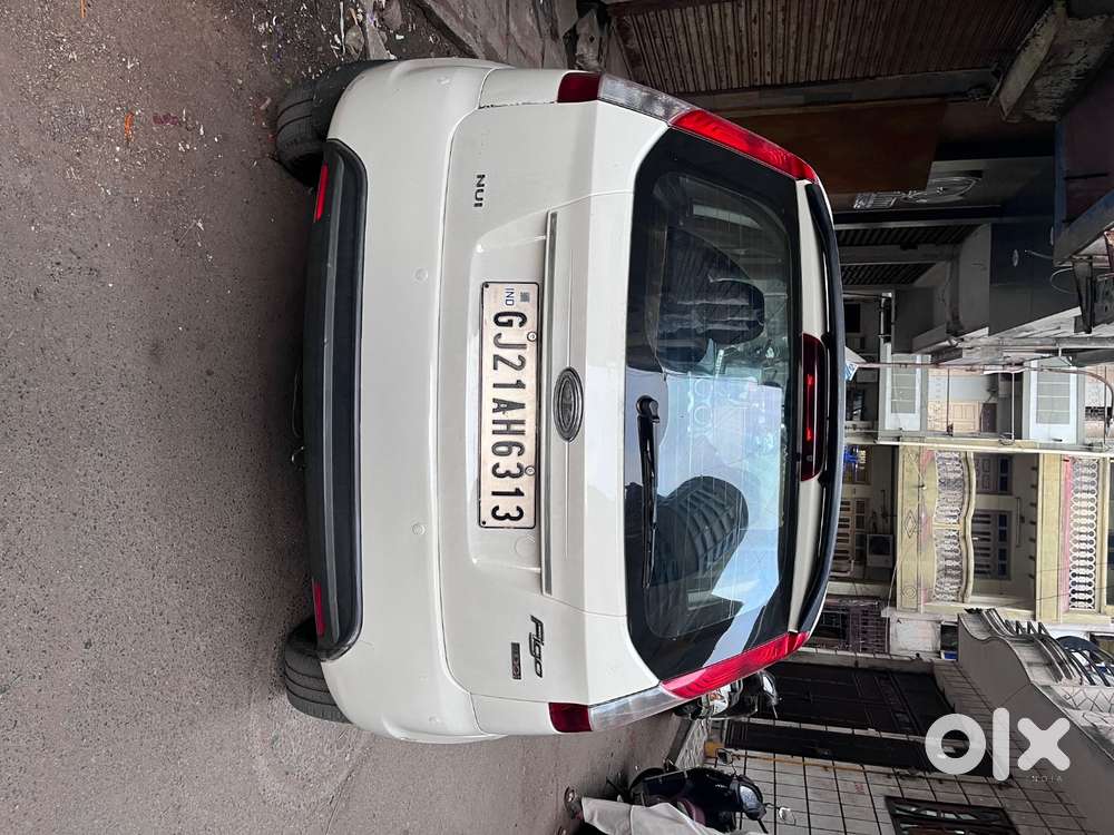 Ford Figo With Maintain And Full Powerfull Engine -2 Keys
