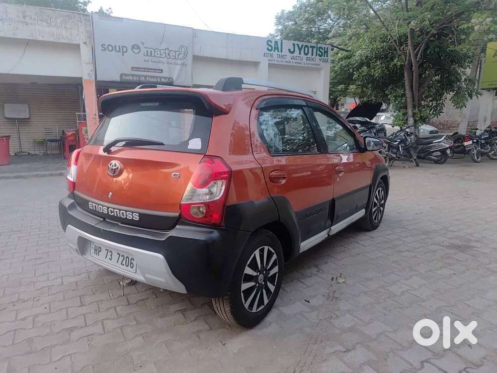 Toyota Etios Cross, 2015, Petrol