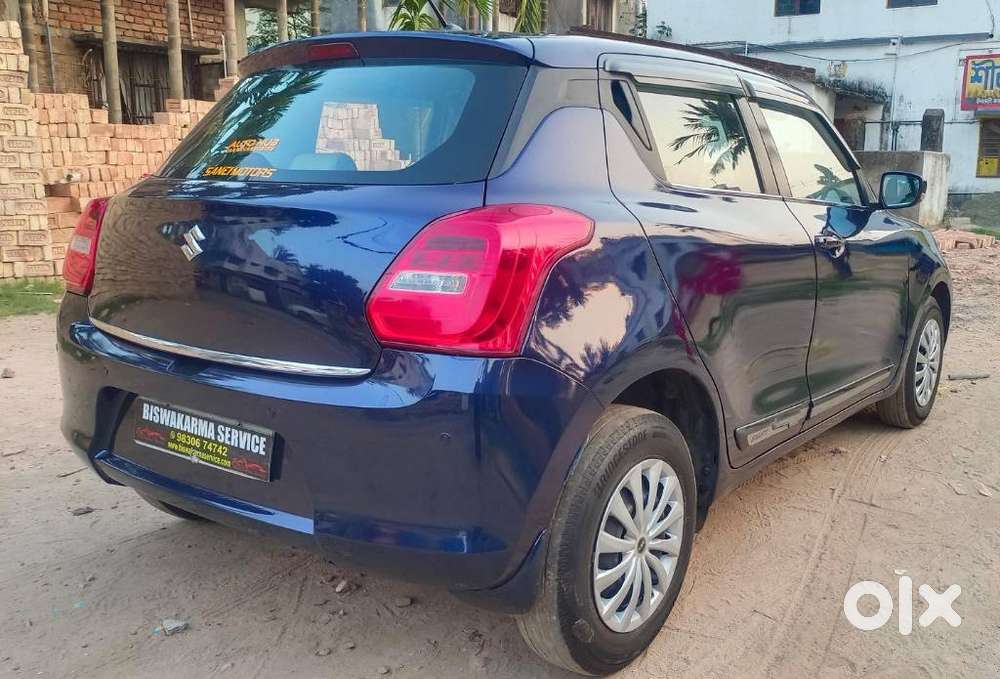 Maruti Suzuki Swift Vxi 1.2 Abs Bs-iv, 2018, Petrol