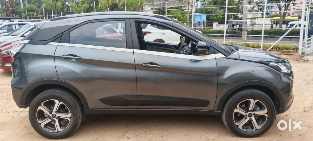 Tata Nexon 1.2 Revotron Xza Plus (l) Dual Tone, 2021, Petrol