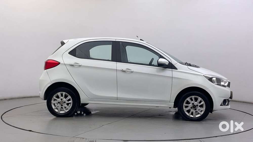 Tata Tiago Xz, 2016, Petrol