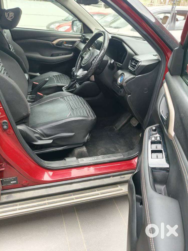 Maruti Suzuki Grand Vitara 1.5 Zeta Plus Dual Tone Intelligent Hybri..