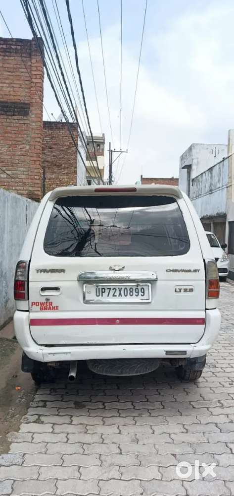 Chevrolet Tavera 2012
