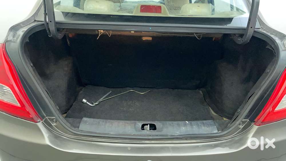 Maruti Suzuki Swift Dzire 1.3 Vxi, 2015, Petrol